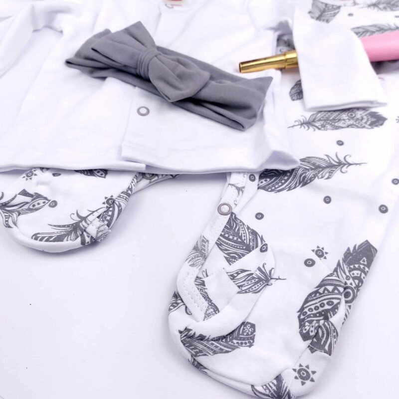 Alternative view of Baby Girl Dungarees Feather 3-Pieces Set | Jumpsuit Top & Headband